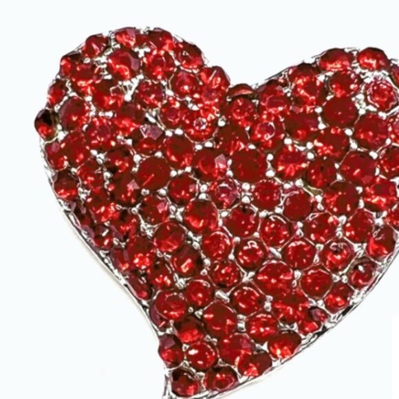 Swarovski Brooch pin red heart - Picture 2 of 2